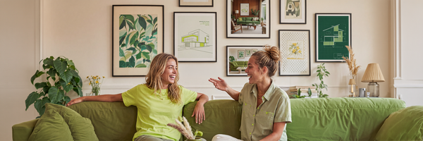 Ev Dekorasyonunda Poster mi Tablo mu? Hangisi Daha Mantıklı?