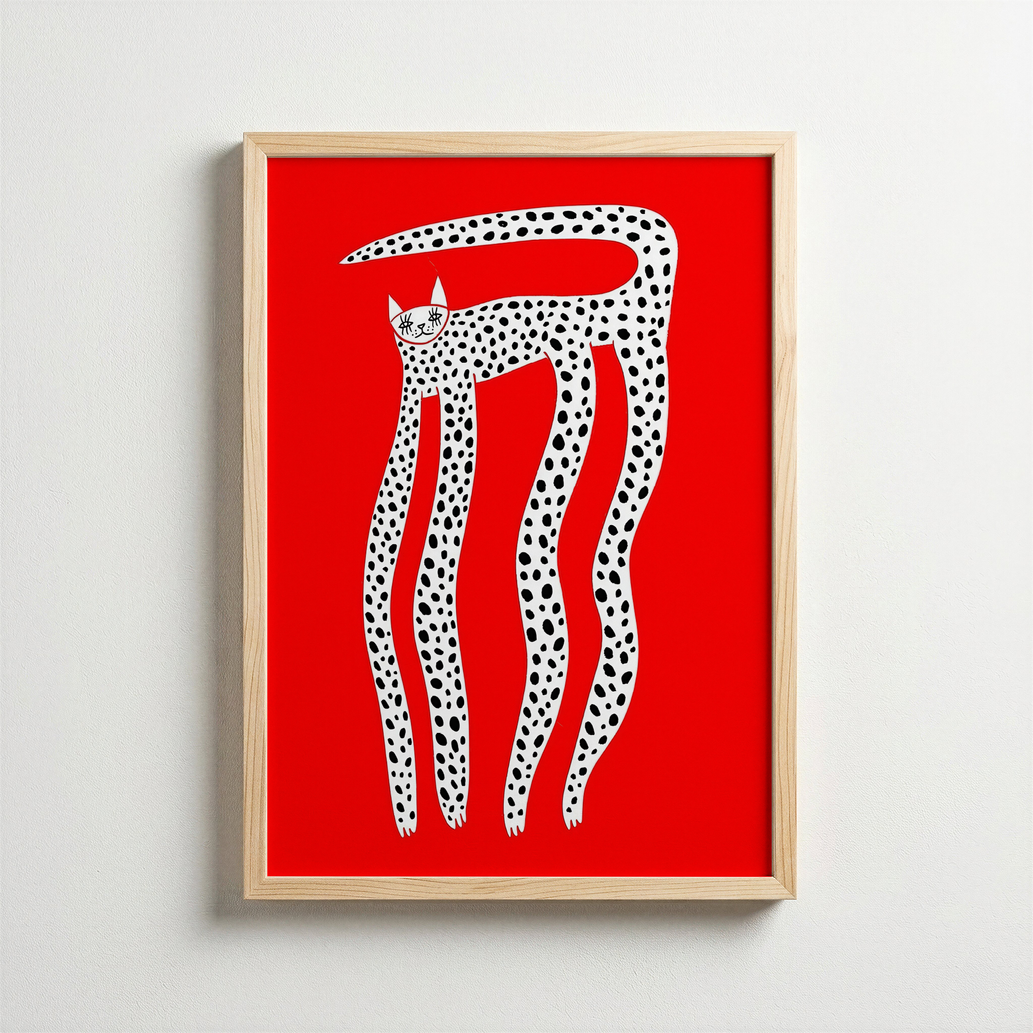 Uzun Bacaklı Benekli Kedi